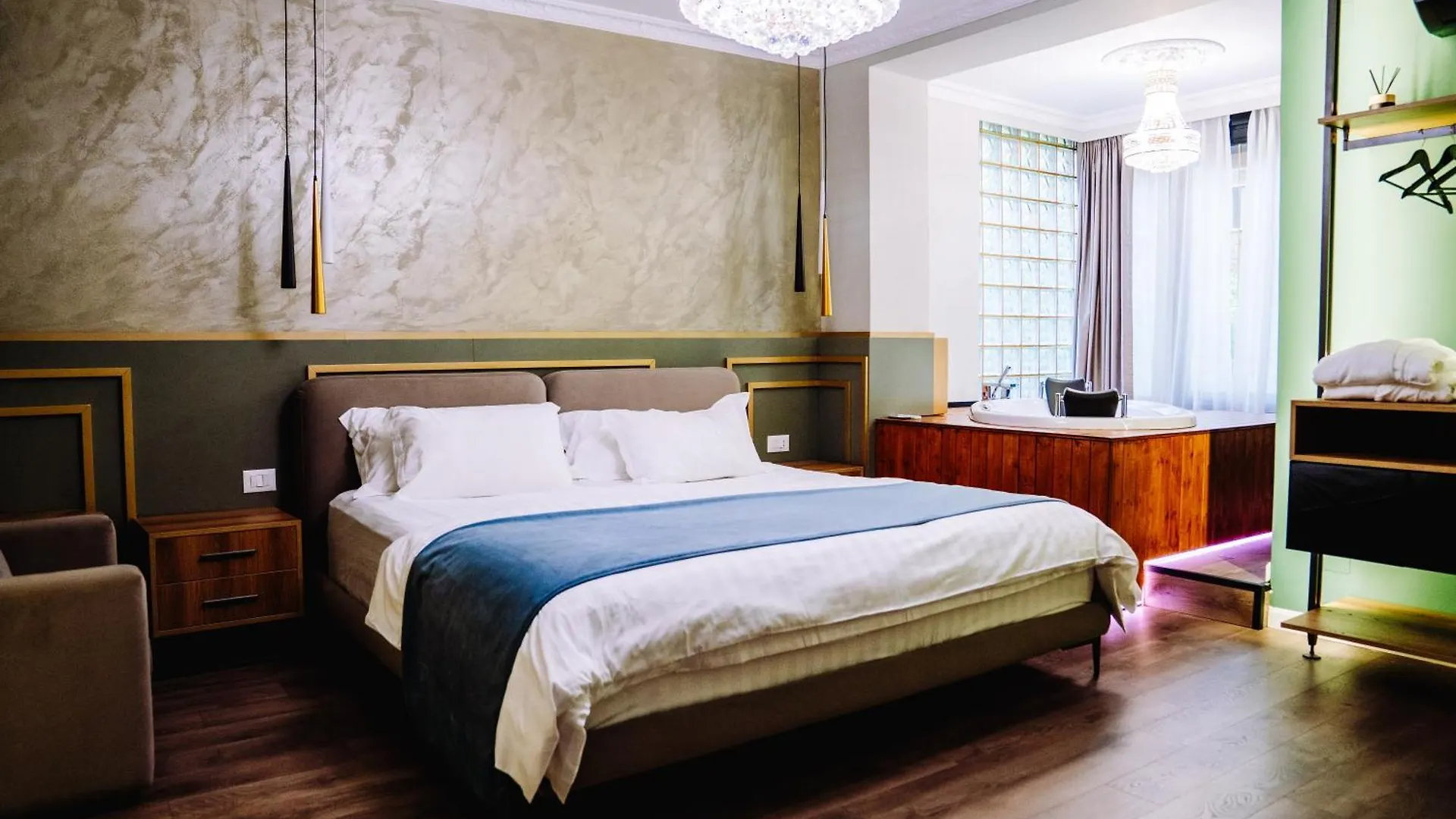 Ns Luxury Suites Tirana Albania